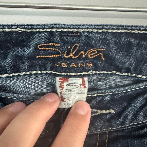 Silver Jeans Santorini Capri Jeans Women's Size 30 Waist Darker Medium Wash - Picture 3 of 7